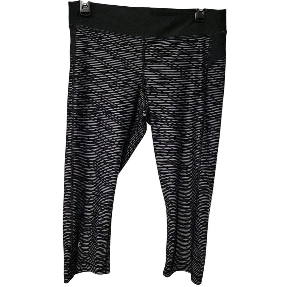 Women's Under Armour Heat Gear Compression Crop‎ Black and Grey Leggings Large